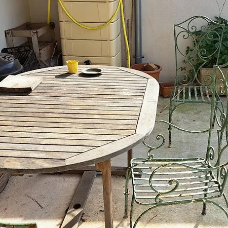 Séjour chez l'habitant Cantegrel, D'hôtes Et Sanitaires à L'étage Chez L'habitant, 2 Jours Minimum